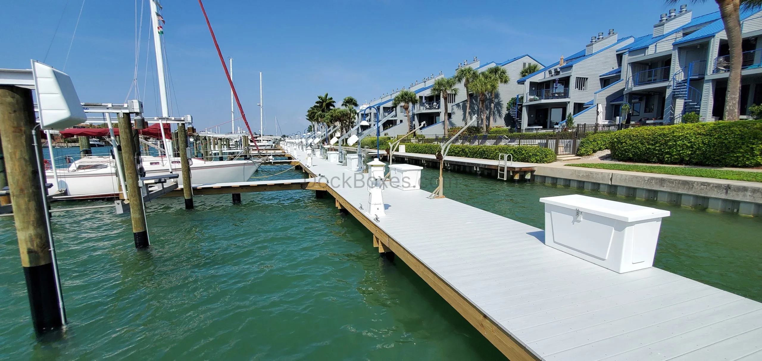 Dock Box Model 426 - Large - Image 5