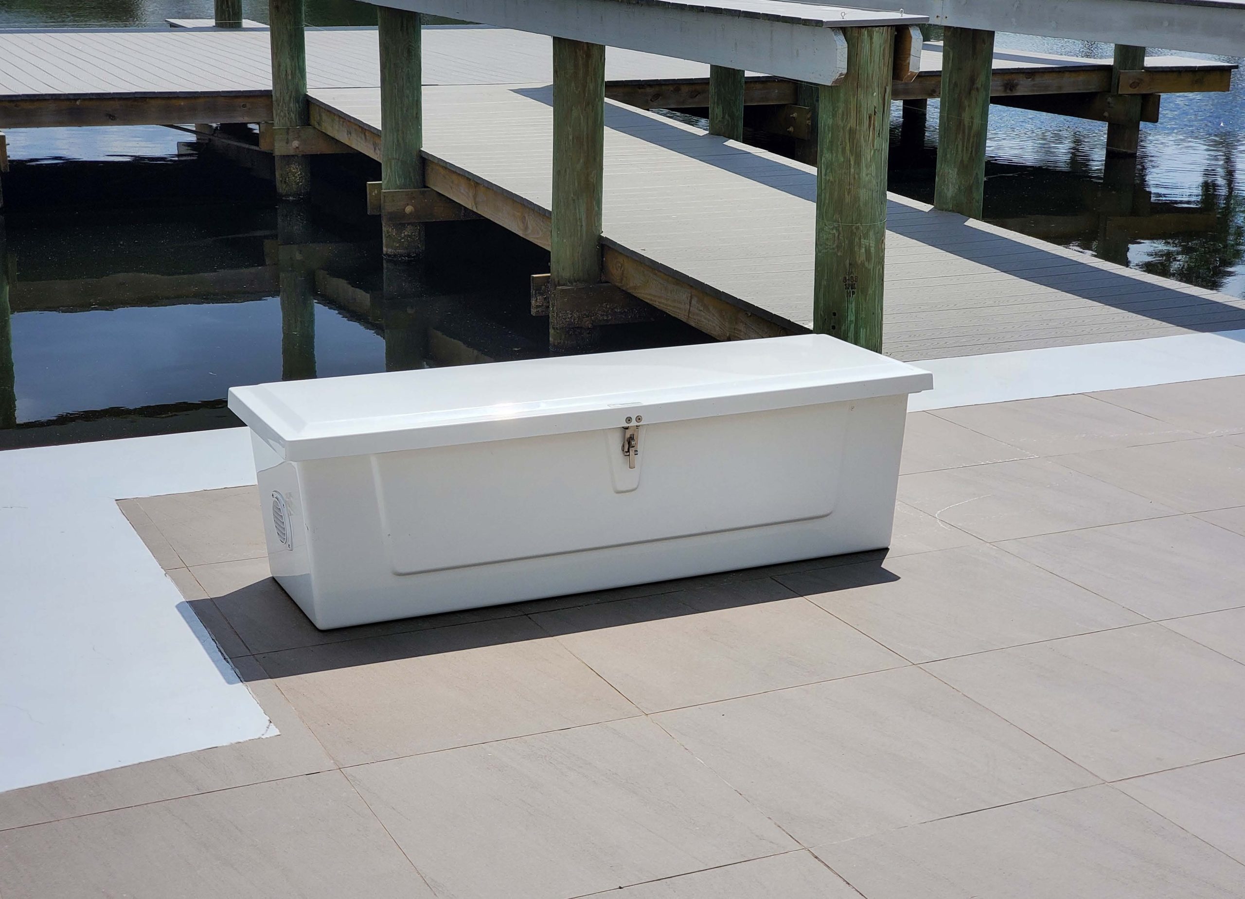 Buy Dock Box Model 518 5′ Low Profile