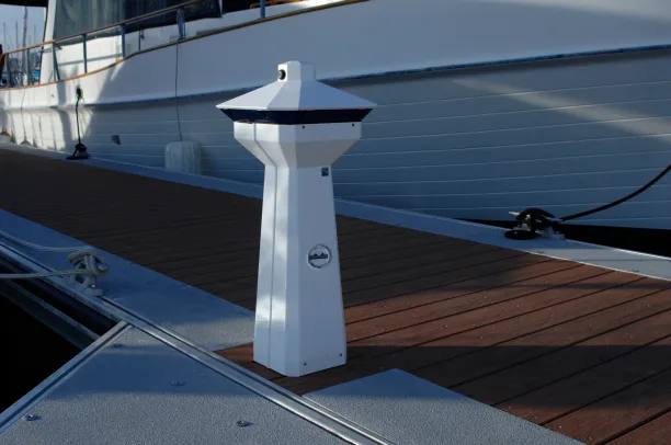 Hatteras Light Power Pedestal - Image 4