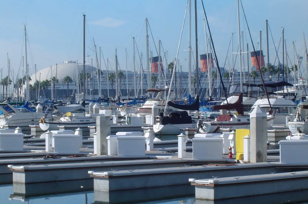 5-things-you-need-for-your-marina-dock-boxes