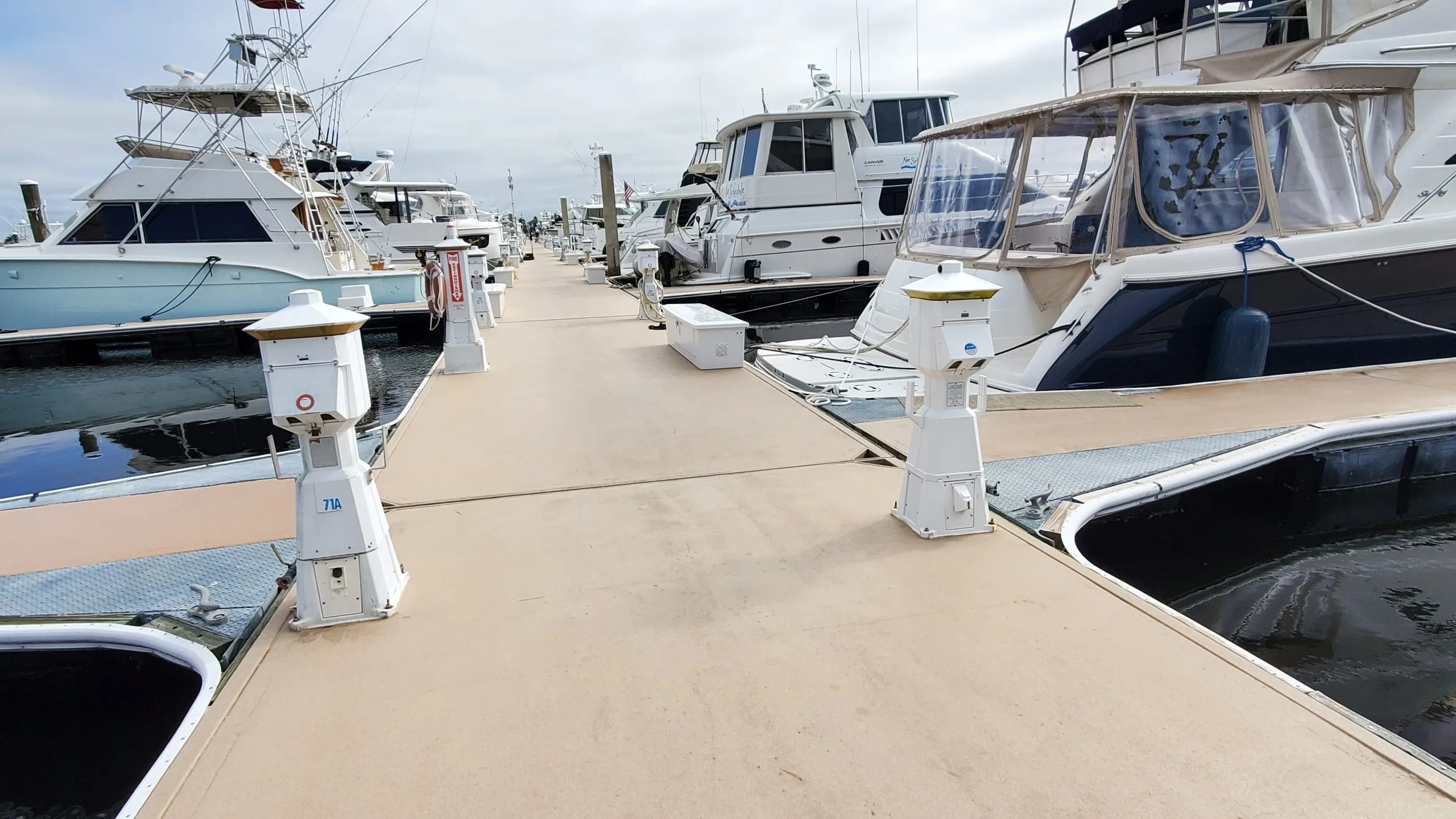 how-to-maintain-your-marina-dock-boxes