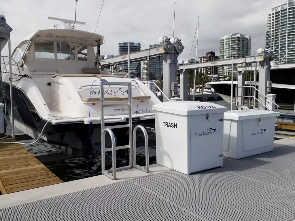 the-best-dock-ladders-for-you-dock-boxes