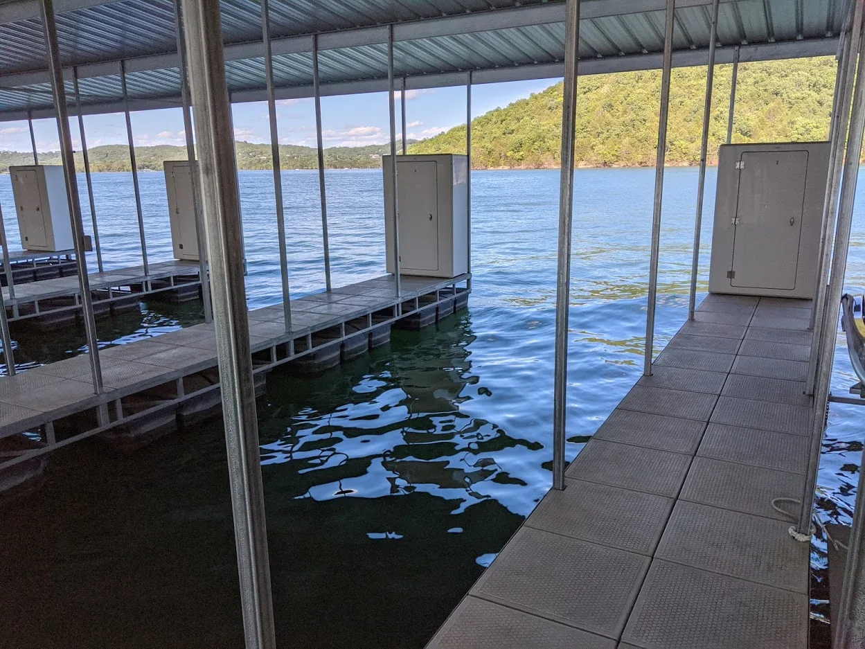 dock-floats-the-best-customizable-option-for-marinas