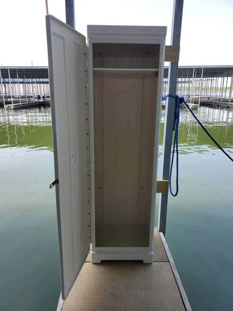 slim-boat-dock-ladders-perfect-for-tight-spaces-dock-boxes