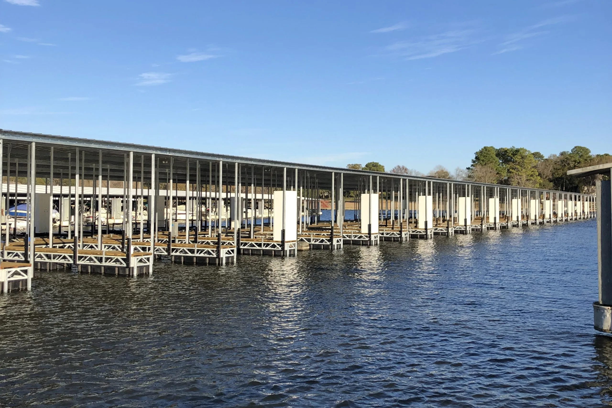 top-rated-fiberglass-marine-storage-lockers-dock-boxes