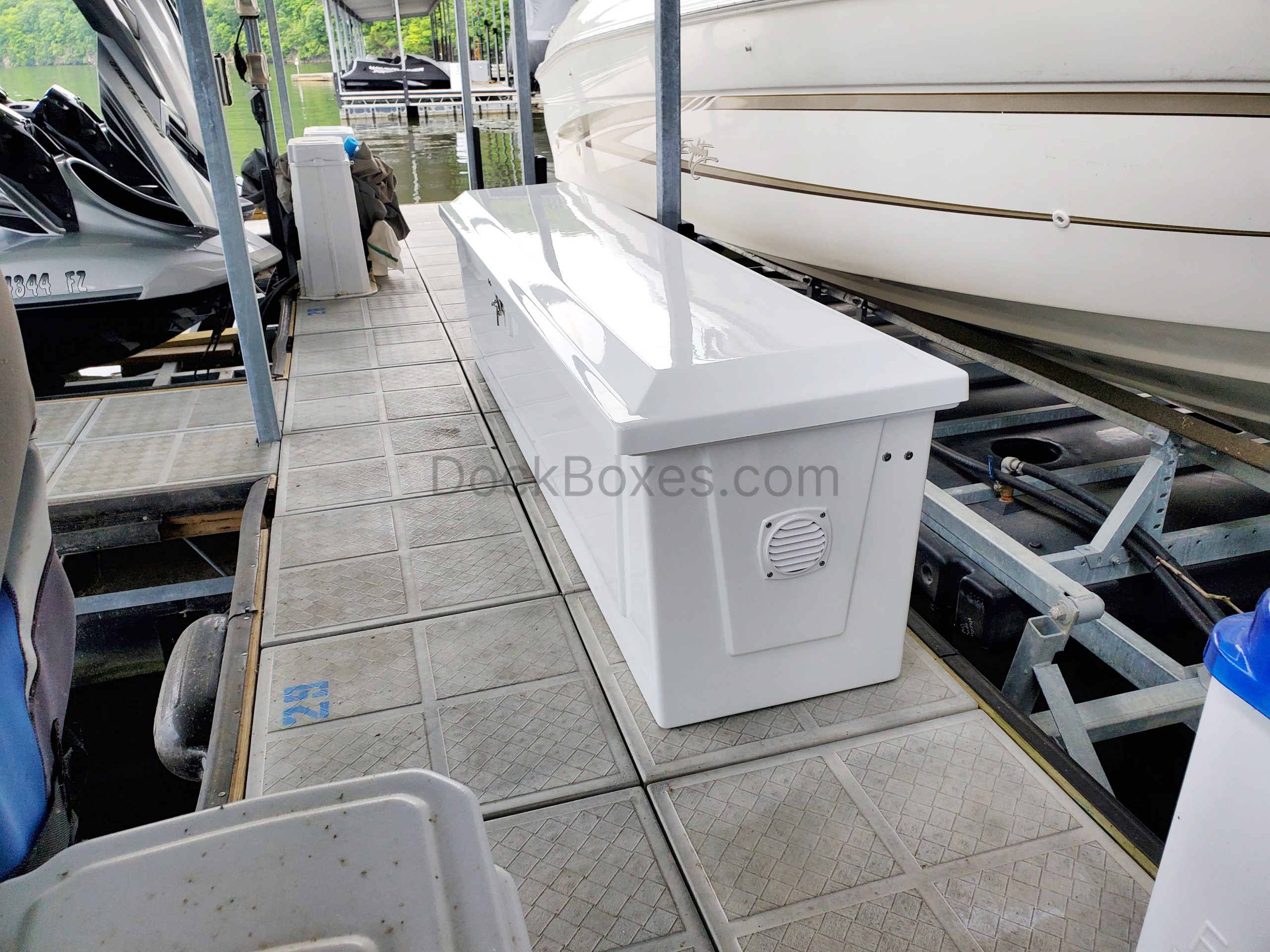 825 1jpg | dock boxes unlimited inc 825 1jpg